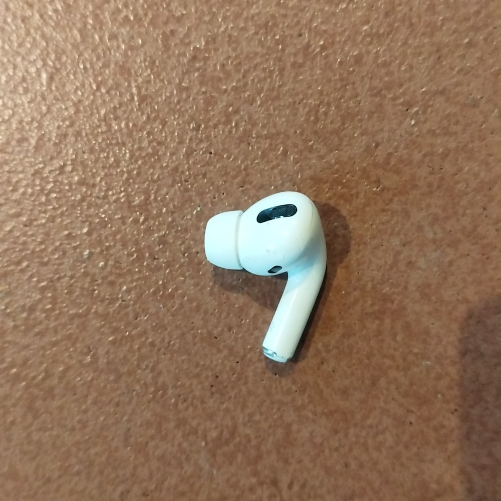 Authentic Right Airpod ONLY